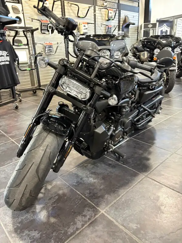 2023 Harley-Davidson Sportster S in Sport Bikes in Sudbury - Image 12