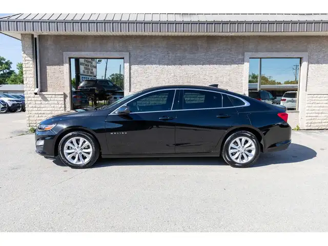 2024 Chevrolet Malibu 1LT | CARPLAY | BACKUP CAMERA | HEATED SEA in Cars & Trucks in Winnipeg - Image 5