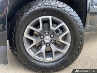 This GMC Canyon has a dependable Gas V6 3.6L/222 engine powering this Automatic transmission. ENGINE... (image 8)