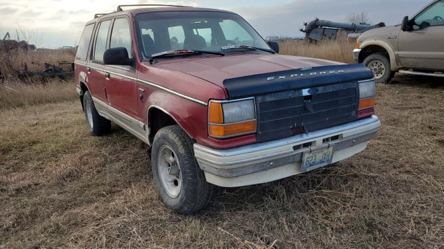Parting out WRECKING: 1991 Ford Explorer*parts* in Other Parts & Accessories in Saskatoon