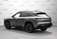 Disclaimer We review the used vehicle market and adjust our prices constantly to make sure our custo... (image 3)