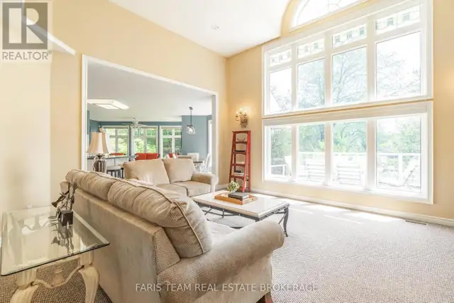 1037 ROCKCASTLE ROAD Gravenhurst (Morrison), Ontario in Houses for Sale in Muskoka - Image 19