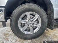 | Rear Parking Sensors | SYNC 4 911 Assist | Auto High-Beam Headlights | Engine Block Heater | Remot... (image 8)