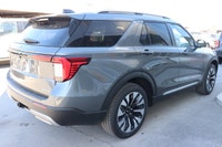 Capital Ford Lincoln Winnipeg Ltd (MB's #1 Rated Ford Store) Helping find the perfect vehicle FOR YO... (image 3)