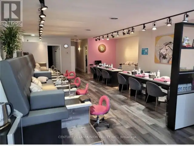 3379 BATHURST STREET Toronto (Bedford Park-Nortown), Ontario62863317431427122