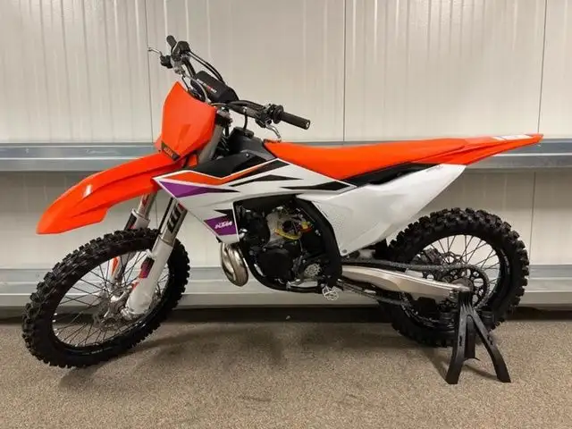 2024 KTM 250 SX in Dirt Bikes & Motocross in Calgary - Image 10