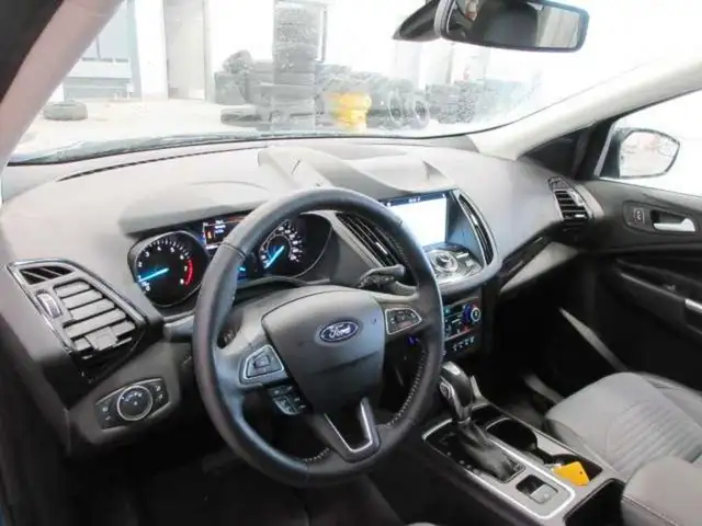 2017 Ford Escape TITANIUM, NAV, ROOF, LOADED, JUST 77K! in Cars & Trucks in Ottawa - Image 12