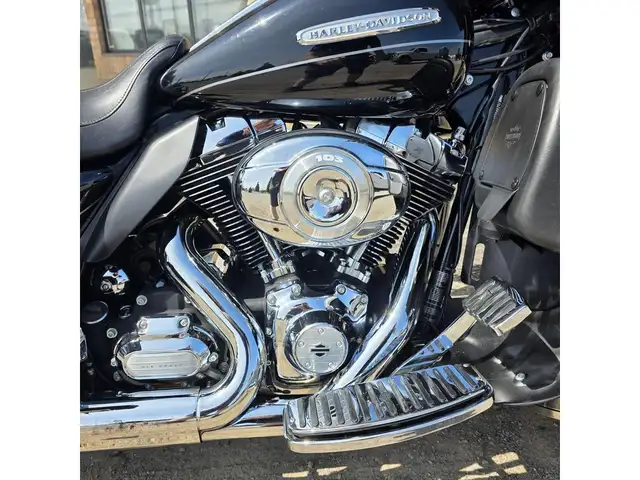 2012 Harley-Davidson FTD Electra Glide Ultra Limited in Street, Cruisers & Choppers in Brantford - Image 18