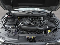 This Dodge Durango boasts a Regular Unleaded V-6 3.6 L/220 engine powering this Automatic transmissi... (image 6)