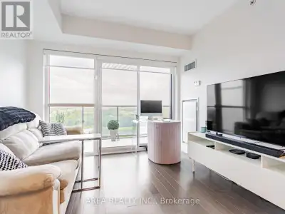 Exceptional opportunity to own in one of Midtown's most highly sought after buildings. Welcome to Ne...