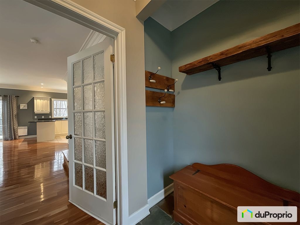 $695,000 - Semi-detached for sale in Sutton — photo 3