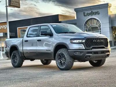 ~An AMVIC licensed dealer~ Engine: Straight 6 Cylinder Engine 3.0L L/100Km City: 14.0 L/100Km Hwy: 9...