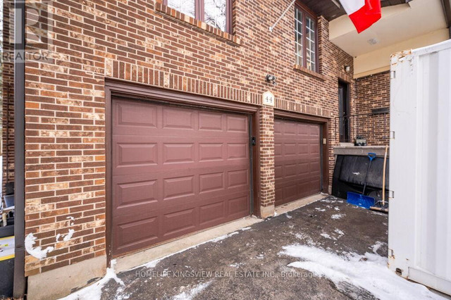 44 RIDGEWOOD CRES Cambridge, Ontario in Houses for Sale in Cambridge - Image 4