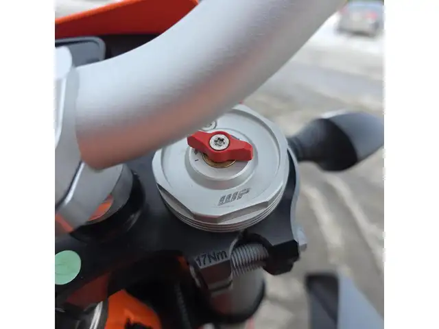 2023 KTM 690 ENDURO R in Dirt Bikes & Motocross in Brantford - Image 22
