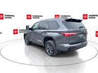 Thornhill Toyota Proudly Presents This Grey 2025 Toyota Sequoia with PLATINUM W/TOWING MIRRORS Packa... (image 6)