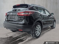 *ONE OWNER * This 2023 Nissan Qashqai SV AWD comes equipped with *2.0L 4-cylinder engine*, *Xtronic... (image 6)