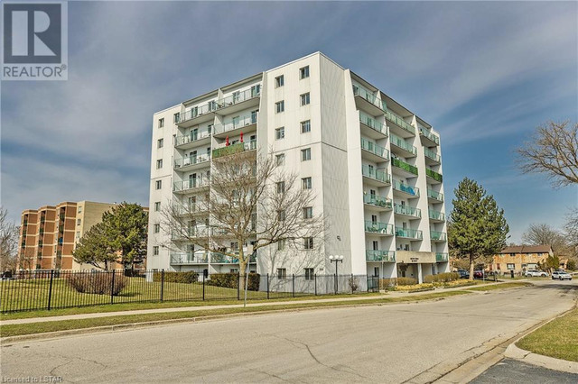 986 HURON Street Unit# 701 London, Ontario in Condos for Sale in London - Image 2