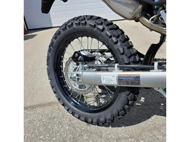 2026 Kawasaki KLX300 in Sport Bikes in Brantford - Image 19