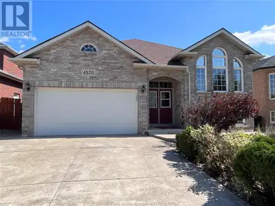 4570 UNICORN Windsor, Ontario