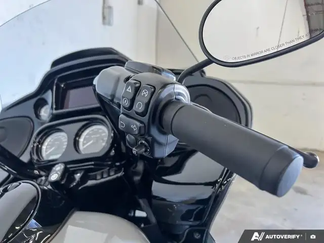 2024 Harley-Davidson FLTRK - Road Glide(TM) Limited in Sport Touring in Calgary - Image 17