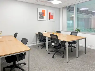 Flexible large office for rent designed to accommodate 50 people at Regus Fairmont Chateau Laurier....