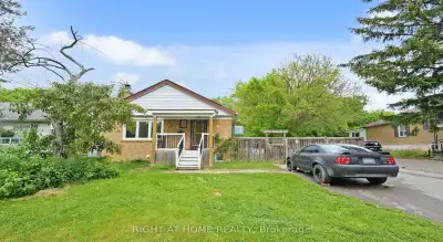 Price: $949,000 / $3,600/mo Welcome to 89 McCowan Rd, a 3+3 bedroom, 3 washroom, 2 laundry, bungalow...