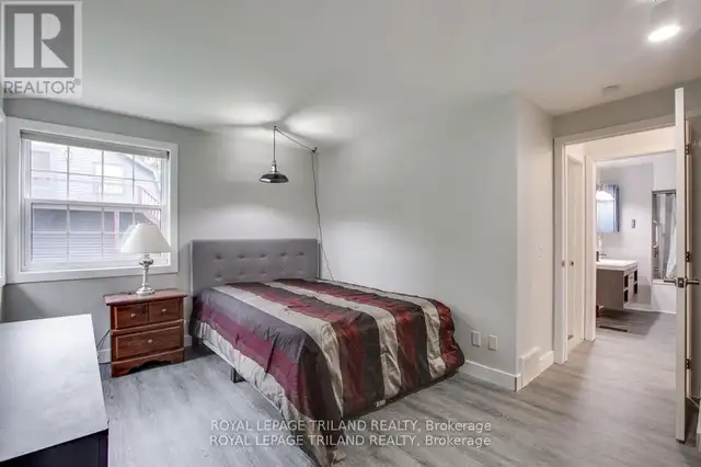 7575 BIDDULPH STREET Lambton Shores (Port Franks), Ontario in Houses for Sale in Grand Bend - Image 21