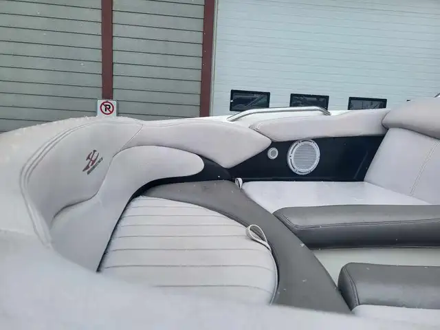 2006 Mastercraft XSTAR FINANCING AVAILABLE in Powerboats & Motorboats in Kelowna - Image 18
