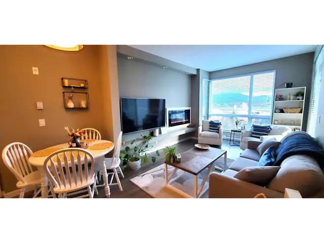 409 2242 WHATCOM ROAD Abbotsford, British Columbia63235527517441122