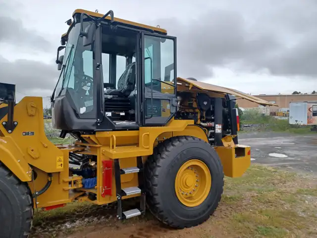 SANY SW305K WHEEL LOADER in Heavy Equipment in Dartmouth - Image 7