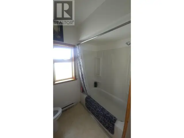 7597 NORTH POINT ROAD Sheridan Lake, British Columbia in Houses for Sale in 100 Mile House - Image 23