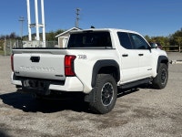 Recent Arrival! 2025 Toyota Tacoma Hybrid TRD Off Road White I4 4WD I4, Dual Zone Automatic Climate... (image 8)