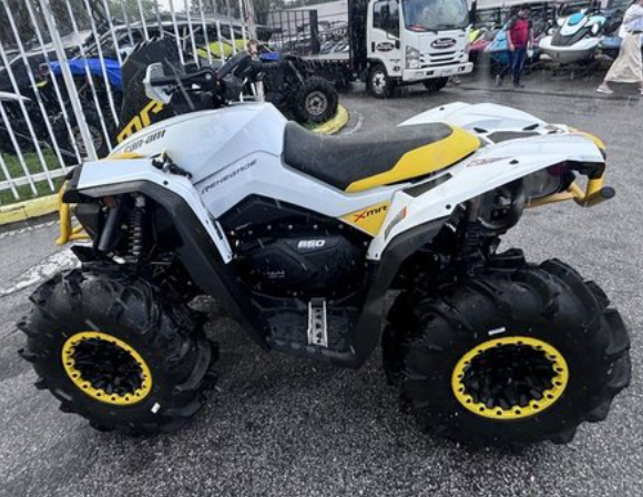 2024 CAN-AM RENEGADE X MR 650-WHITE! in ATVs in Dartmouth - Image 6