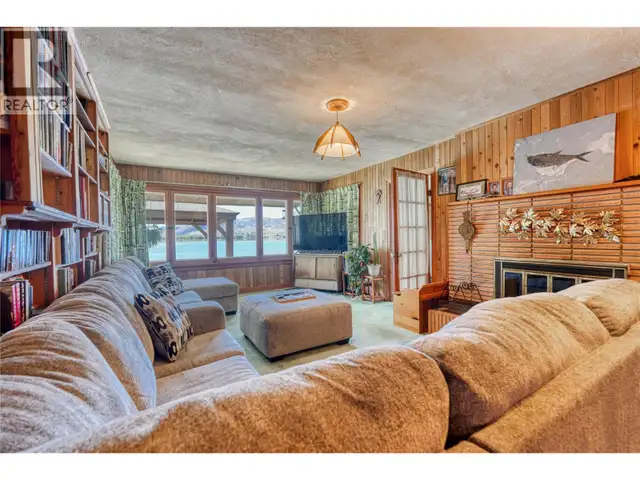 9 Harbour Key Drive Osoyoos, British Columbia in Houses for Sale in Penticton - Image 8