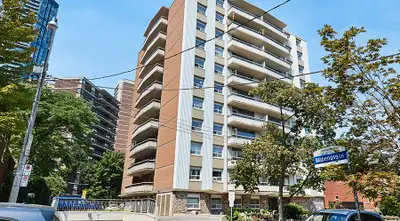 Bloor Yonge Tower - 2 Bedroom Apartment for Rent