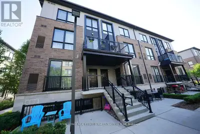 New Spacious Well Maintained Upper Level 2-Storey Condo Townhouse Unit Features 9' Ceiling Open Conc...