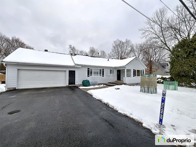 $749,000 - Bungalow for sale in Rosemere — photo 1