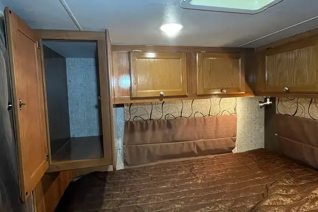 2018 Coachmen Leprechaun 220QB – Pre-Owned Class C Motorhome. in RVs & Motorhomes in Red Deer - Image 38