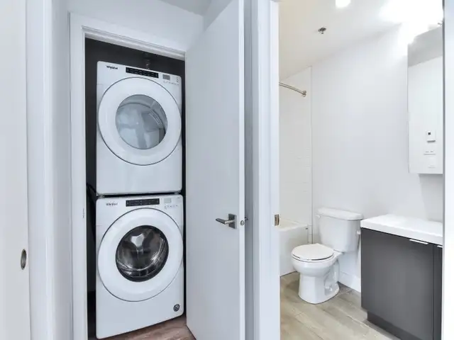 4.5 2cc 2sdb Condo appartement à louer Sud-Ouest-Wilcox in Long Term Rentals in City of Montréal - Image 7