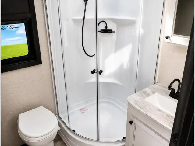 2023 Starcraft Super Lite 252RB in Travel Trailers & Campers in Woodstock - Image 9