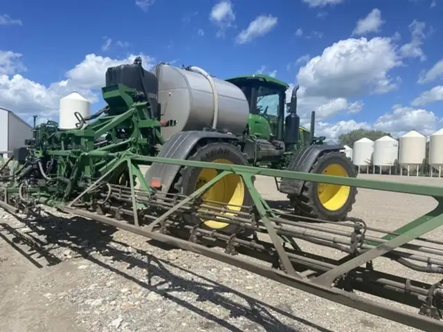 2023 John Deere 616R in Farming Equipment in Swift Current - Image 19