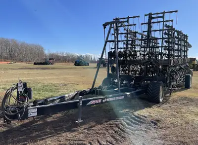 USED 2021 Gates Double Coulter Heavy Harrow Unit is located at our Swan River MB Location 60' Double...