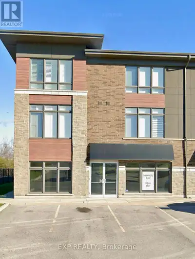 21 - 530 NORTH SERVICE ROAD Grimsby (Grimsby Beach), Ontario