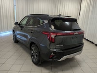 Meet a capable, everyday-ready SUV that fits life in Dartmouth with ease. This used 2024 Kia Seltos... (image 5)