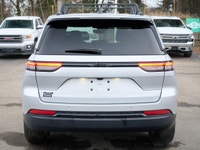 Aggressive Styling, Aggressive Value: 2024 Jeep Grand Cherokee Altitude 4x4 Overview Step into the p... (image 2)