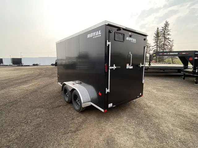 2026 Royal Cargo LCHT35-614V-78 Enclosed Cargo Trailer in Cargo & Utility Trailers in Edmonton - Image 11