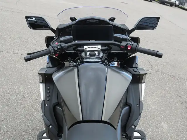 2024 BMW K 1600 B Exclusive in Sport Touring in Cambridge - Image 7