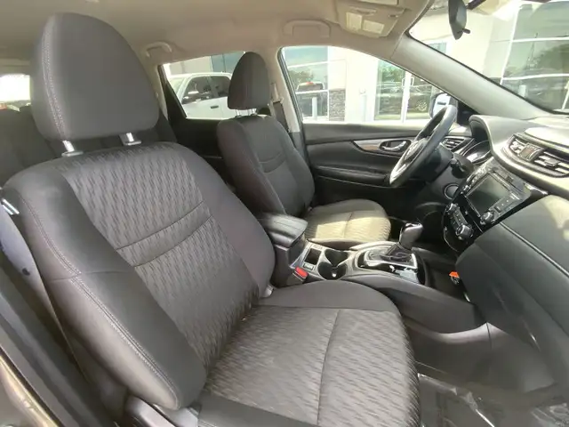 2019 Nissan Rogue SV FWD | Bluetooth | Back up Camera | Heated F in Cars & Trucks in Regina - Image 23