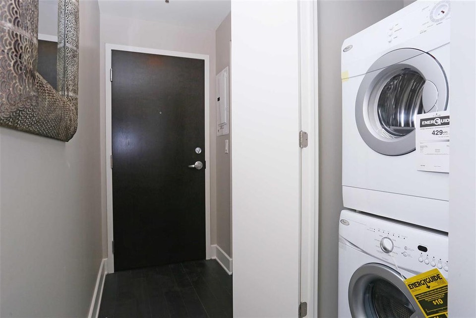 Westboro Connection I: Spacious 1 Bedroom Available for Rent! 2