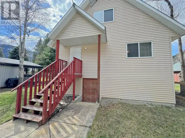 2647 STRATHCONA Avenue Tulameen, British Columbia in Houses for Sale in Whitehorse - Image 30